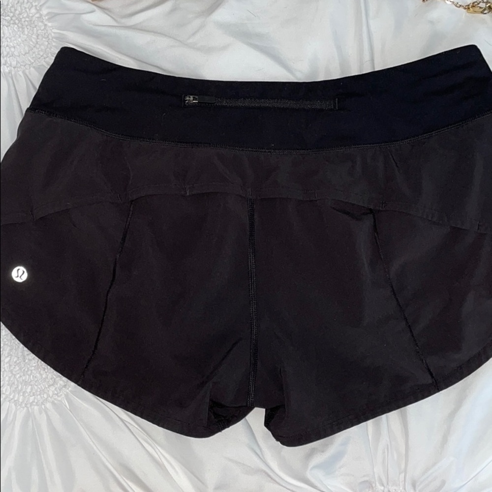 Black lululemon speed up shorts